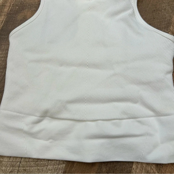 Abercrombie & Fitch YPB seamlessCORE Ribbed Scuba Tank White XS NWT - Picture 8 of 9